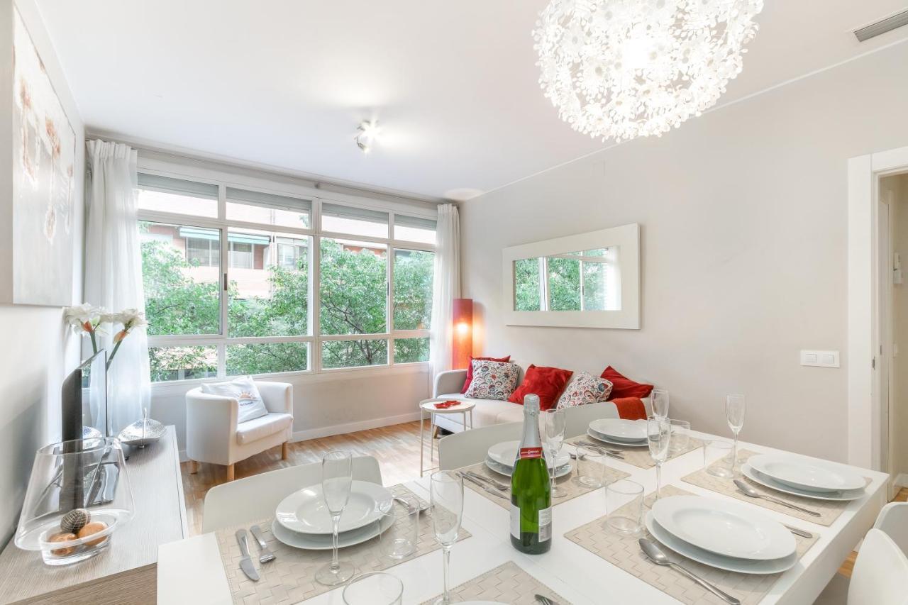 Elegance Barcelona Rentals Bagian luar foto