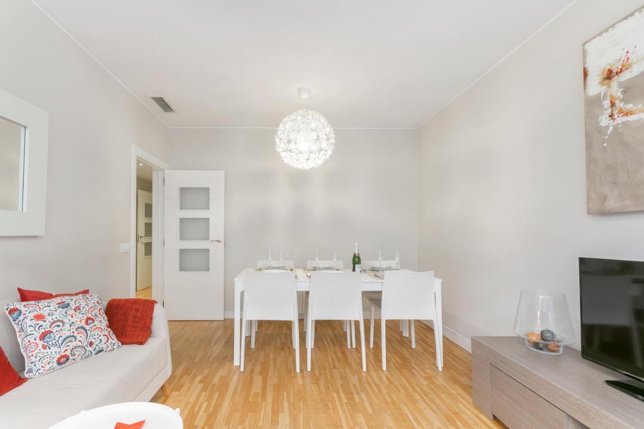 Elegance Barcelona Rentals Bagian luar foto